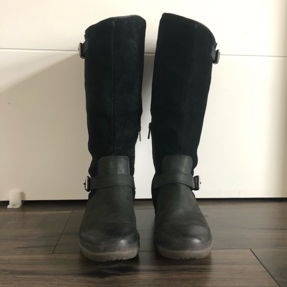 Ugg suede/leather boots
